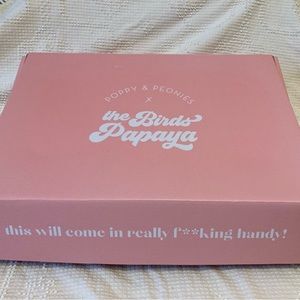 the birds papaya x poppy & peonies “the ultimate bag”